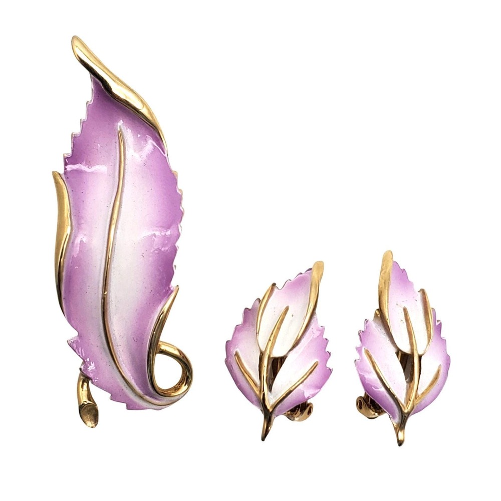 Purple White Enamel Leaf Brooch & Clip On Earring Set Lavender Gold Tone Vintage